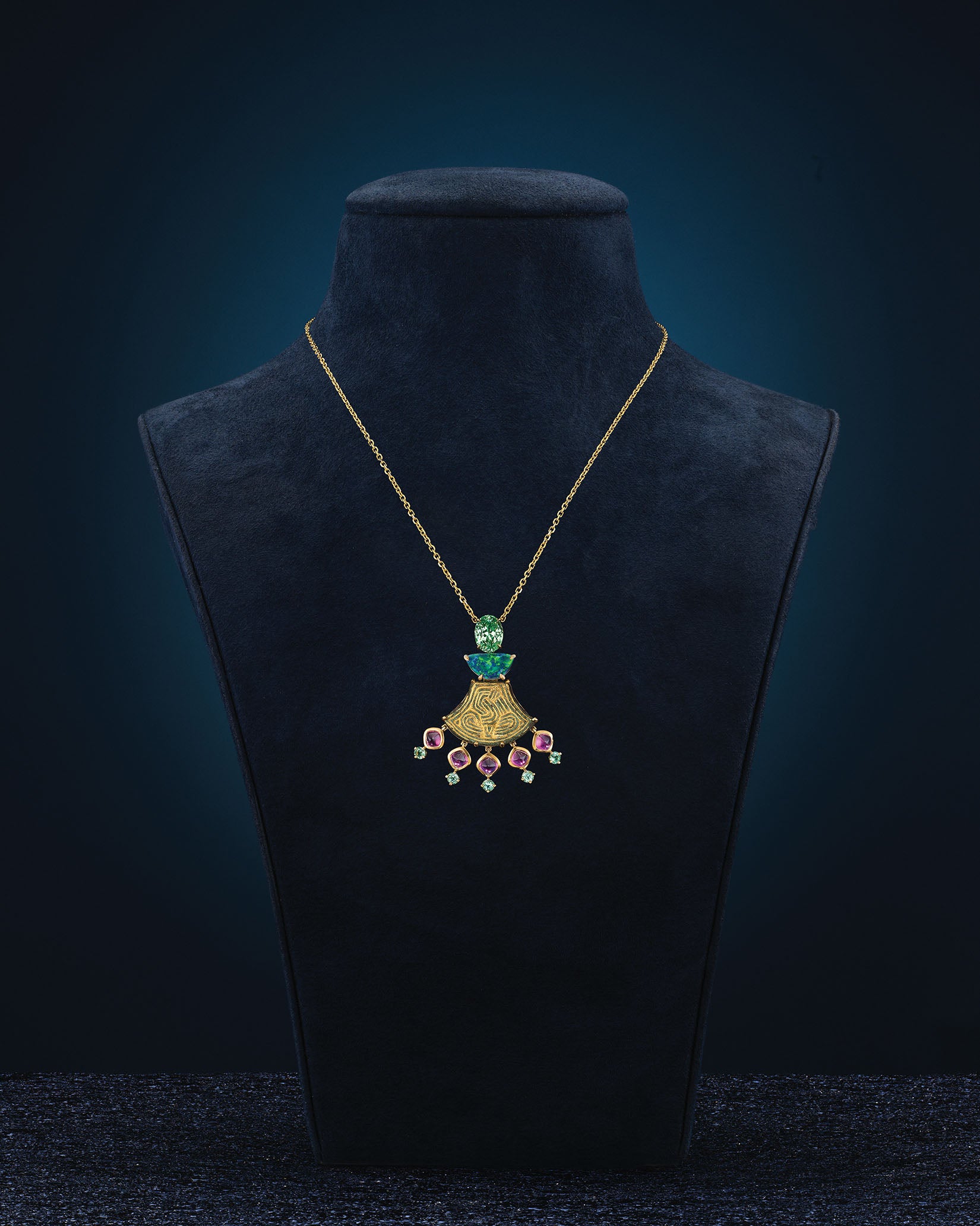 GREEN FLAME NECKLACE