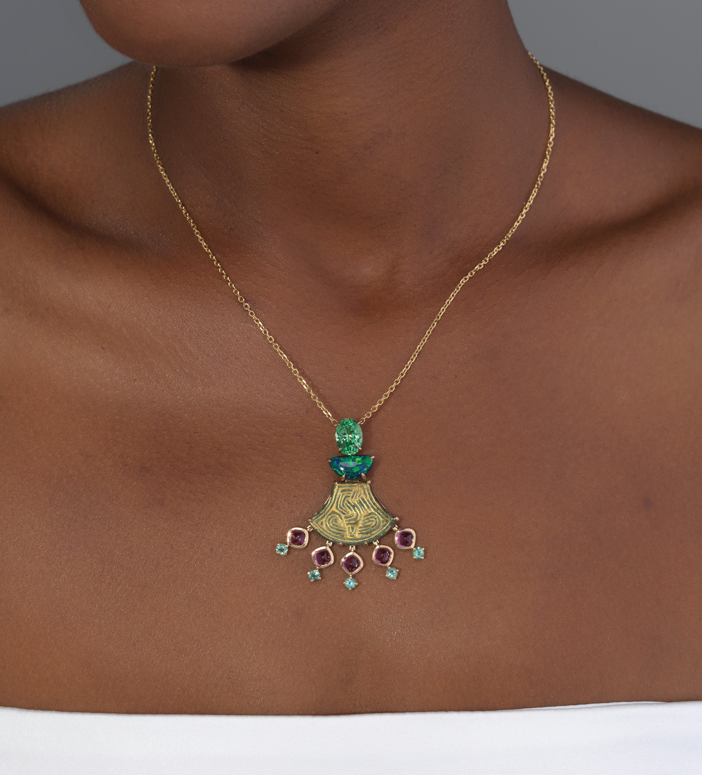 GREEN FLAME NECKLACE