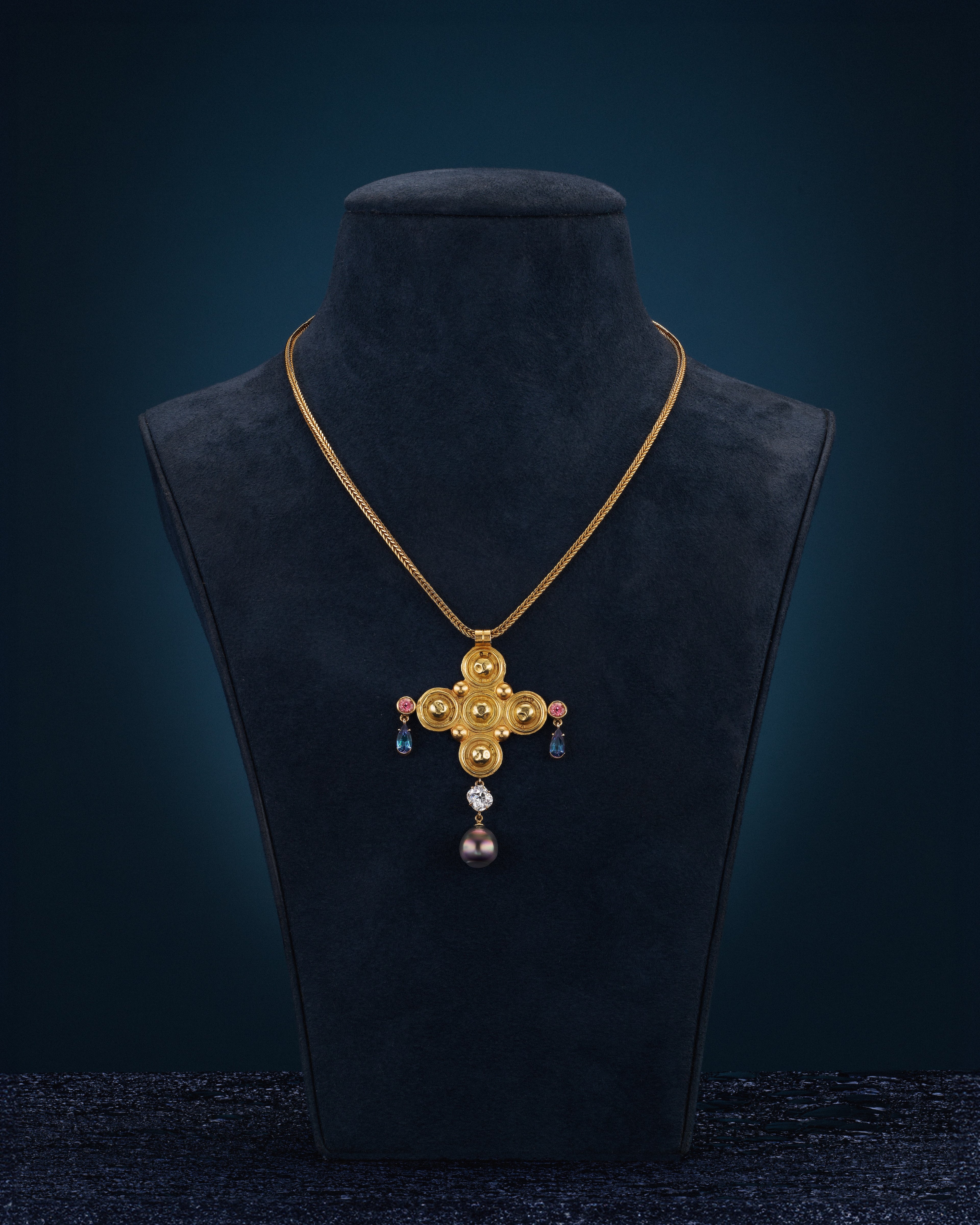 CROSS OF THE BYZANTINE